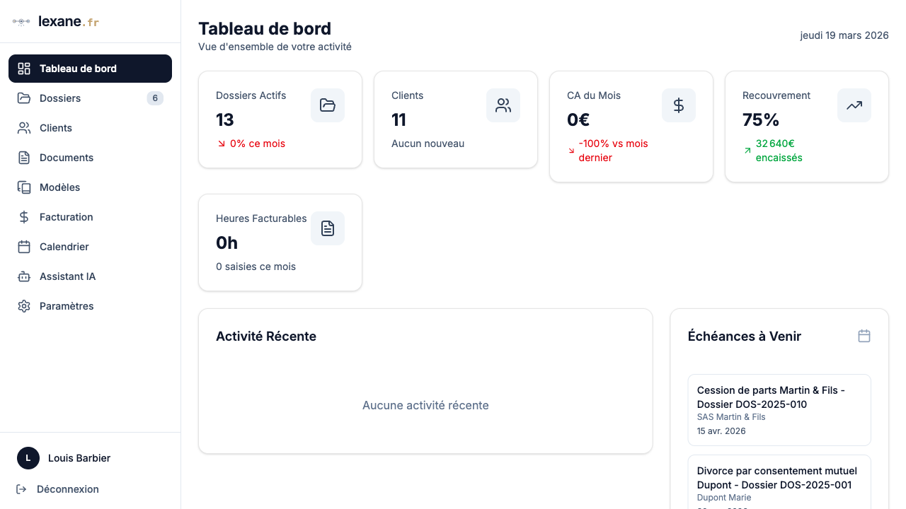 Vue principale de l'interface avec la barre latérale
